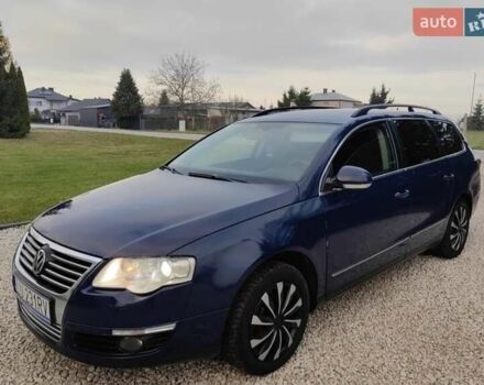 Синій Фольксваген Пассат, об'ємом двигуна 2 л та пробігом 249 тис. км за 2180 $, фото 1 на Automoto.ua