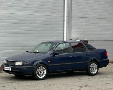 Синий Фольксваген Пассат, объемом двигателя 2 л и пробегом 111 тыс. км за 1600 $, фото 1 на Automoto.ua