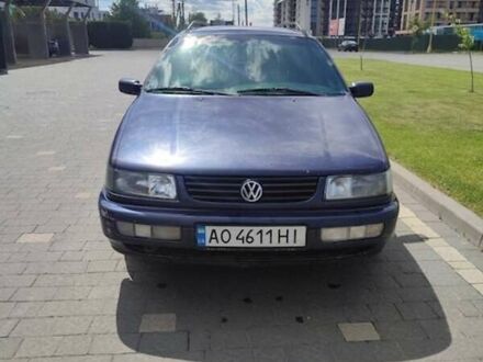 Фольксваген Пассат 1996 у Ужгороді на Automoto.ua Синій Фольксваген Пассат, об'ємом двигуна 2 л та пробігом 493 тис. км за 1900 $, фото 1 на Automoto.ua