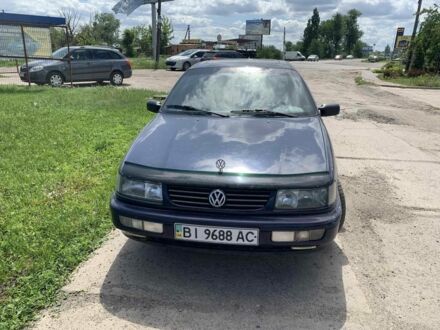 Фольксваген Пассат 1996 в Синельниковом на Automoto.ua Синий Фольксваген Пассат, объемом двигателя 2 л и пробегом 300 тыс. км за 2100 $, фото 1 на Automoto.ua
