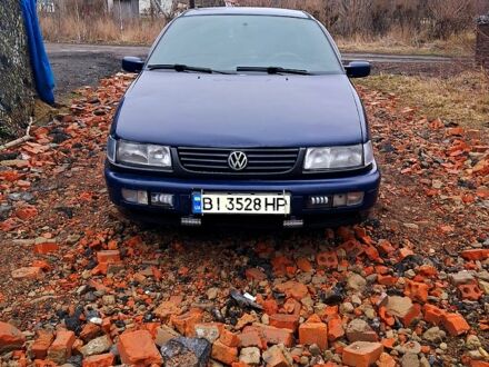 Фольксваген Пассат 1996 в Полтаве на Automoto.ua Синий Фольксваген Пассат, объемом двигателя 2 л и пробегом 356 тыс. км за 2500 $, фото 1 на Automoto.ua