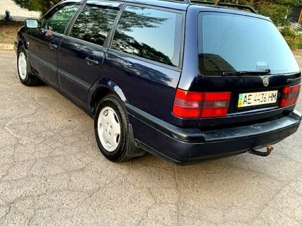 Синій Фольксваген Пассат, об'ємом двигуна 1.8 л та пробігом 280 тис. км за 2600 $, фото 1 на Automoto.ua