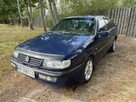 Фольксваген Пассат 1996 у Коростене на Automoto.ua Синій Фольксваген Пассат, об'ємом двигуна 2 л та пробігом 398 тис. км за 1590 $, фото 1 на Automoto.ua
