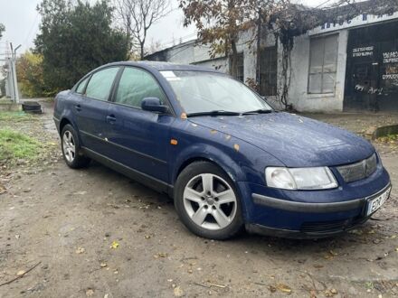 Синій Фольксваген Пассат, об'ємом двигуна 1.9 л та пробігом 200 тис. км за 1650 $, фото 1 на Automoto.ua