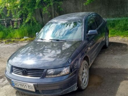 Фольксваген Пассат 1997 у Ужгороді на Automoto.ua Синій Фольксваген Пассат, об'ємом двигуна 1.9 л та пробігом 3 тис. км за 2700 $, фото 1 на Automoto.ua