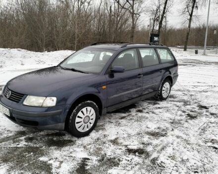 Синий Фольксваген Пассат, объемом двигателя 1.9 л и пробегом 460 тыс. км за 2900 $, фото 1 на Automoto.ua