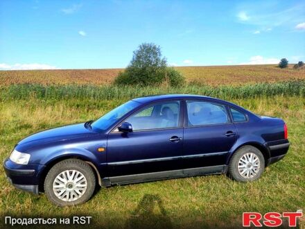 Синій Фольксваген Пассат, об'ємом двигуна 1.6 л та пробігом 355 тис. км за 3500 $, фото 1 на Automoto.ua