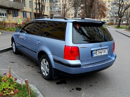 Синій Фольксваген Пассат, об'ємом двигуна 1.6 л та пробігом 285 тис. км за 3750 $, фото 1 на Automoto.ua