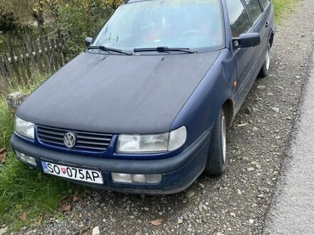Фольксваген Пассат 1998 в Межгорье на Automoto.ua Синий Фольксваген Пассат, объемом двигателя 2.4 л и пробегом 2 тыс. км за 500 $, фото 1 на Automoto.ua