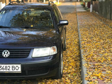 Фольксваген Пассат 1998 в Черновцах на Automoto.ua Синий Фольксваген Пассат, объемом двигателя 1.9 л и пробегом 253 тыс. км за 4113 $, фото 1 на Automoto.ua