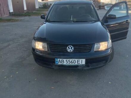 Синий Фольксваген Пассат, объемом двигателя 1.78 л и пробегом 447 тыс. км за 2900 $, фото 1 на Automoto.ua