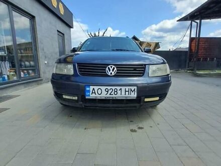 Фольксваген Пассат 1998 в Рахове на Automoto.ua Синий Фольксваген Пассат, объемом двигателя 1.78 л и пробегом 250 тыс. км за 3700 $, фото 1 на Automoto.ua