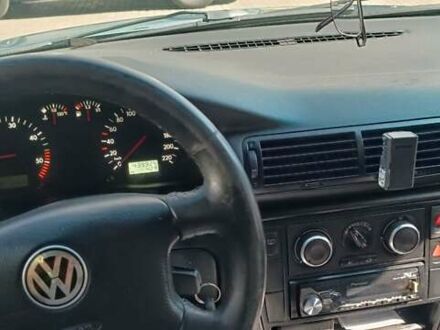 Синий Фольксваген Пассат, объемом двигателя 1.9 л и пробегом 320 тыс. км за 3800 $, фото 1 на Automoto.ua