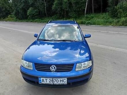 Синий Фольксваген Пассат, объемом двигателя 1.6 л и пробегом 280 тыс. км за 3000 $, фото 1 на Automoto.ua