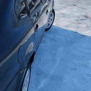 Синий Фольксваген Пассат, объемом двигателя 1.9 л и пробегом 426 тыс. км за 3000 $, фото 1 на Automoto.ua