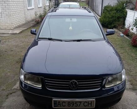 Синий Фольксваген Пассат, объемом двигателя 1.9 л и пробегом 382 тыс. км за 3400 $, фото 1 на Automoto.ua