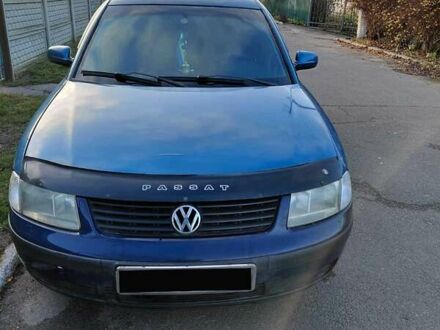 Синій Фольксваген Пассат, об'ємом двигуна 1.78 л та пробігом 380 тис. км за 3300 $, фото 1 на Automoto.ua