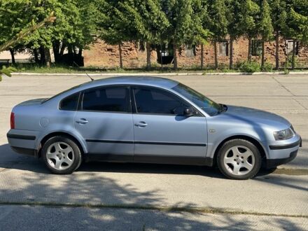 Фольксваген Пассат 1999 у Бердичеве на Automoto.ua Синій Фольксваген Пассат, об'ємом двигуна 1.6 л та пробігом 250 тис. км за 2800 $, фото 1 на Automoto.ua