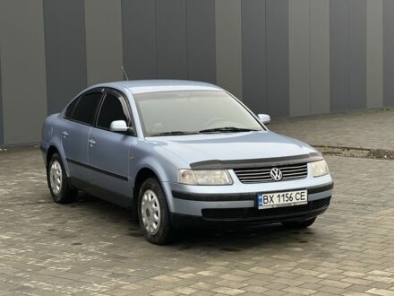 Синий Фольксваген Пассат, объемом двигателя 1.8 л и пробегом 325 тыс. км за 3550 $, фото 1 на Automoto.ua