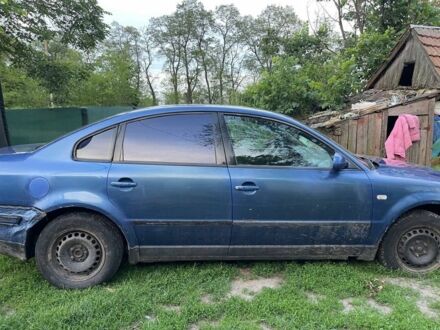 Фольксваген Пассат 1999 в Переяславе-Хмельницком на Automoto.ua Синий Фольксваген Пассат, объемом двигателя 1.9 л и пробегом 3 тыс. км за 950 $, фото 1 на Automoto.ua