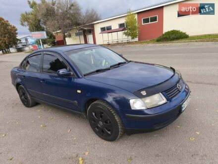 Синий Фольксваген Пассат, объемом двигателя 2 л и пробегом 363 тыс. км за 3200 $, фото 1 на Automoto.ua