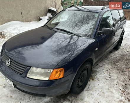 Синий Фольксваген Пассат, объемом двигателя 1.9 л и пробегом 460 тыс. км за 2400 $, фото 1 на Automoto.ua