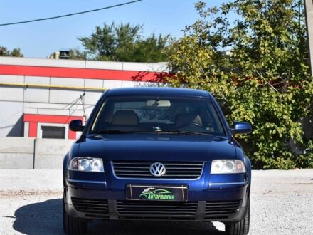 Синий Фольксваген Пассат, объемом двигателя 1.8 л и пробегом 292 тыс. км за 4950 $, фото 1 на Automoto.ua
