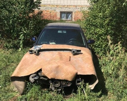 Синий Фольксваген Пассат, объемом двигателя 1.8 л и пробегом 180 тыс. км за 500 $, фото 1 на Automoto.ua