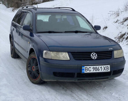 Синий Фольксваген Пассат, объемом двигателя 1.9 л и пробегом 410 тыс. км за 2400 $, фото 1 на Automoto.ua