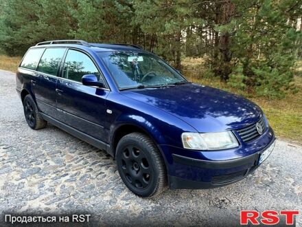 Синий Фольксваген Пассат, объемом двигателя 1.9 л и пробегом 285 тыс. км за 3950 $, фото 1 на Automoto.ua