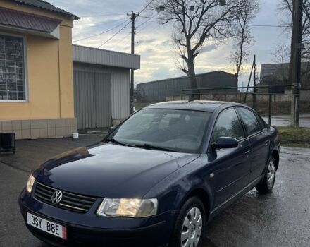 Синий Фольксваген Пассат, объемом двигателя 1.9 л и пробегом 350 тыс. км за 1900 $, фото 1 на Automoto.ua
