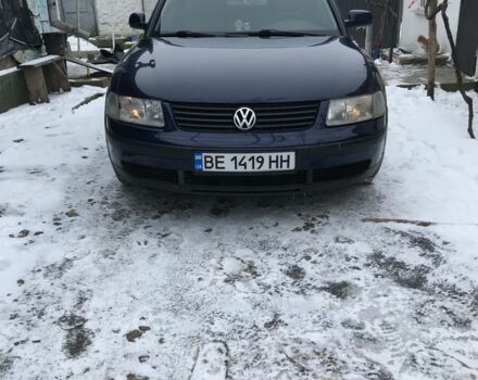 Синий Фольксваген Пассат, объемом двигателя 1.6 л и пробегом 267 тыс. км за 3650 $, фото 1 на Automoto.ua