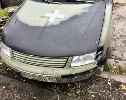 Синій Фольксваген Пассат, об'ємом двигуна 1.8 л та пробігом 320 тис. км за 799 $, фото 1 на Automoto.ua