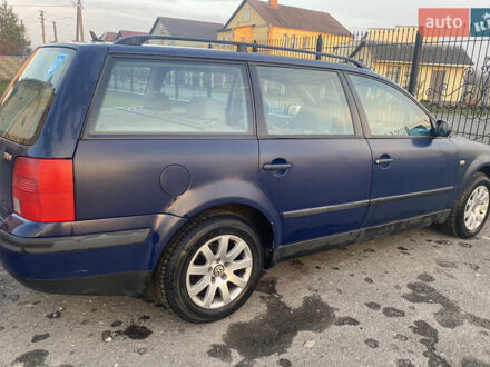 Синий Фольксваген Пассат, объемом двигателя 1.9 л и пробегом 440 тыс. км за 4500 $, фото 1 на Automoto.ua