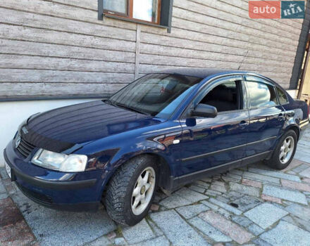 Синий Фольксваген Пассат, объемом двигателя 1.9 л и пробегом 255 тыс. км за 2999 $, фото 1 на Automoto.ua