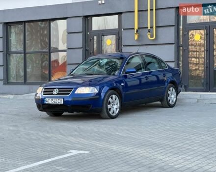 Синий Фольксваген Пассат, объемом двигателя 1.8 л и пробегом 250 тыс. км за 3750 $, фото 1 на Automoto.ua