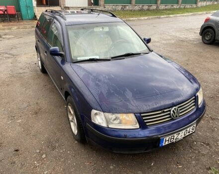 Синий Фольксваген Пассат, объемом двигателя 1.9 л и пробегом 473 тыс. км за 1800 $, фото 1 на Automoto.ua