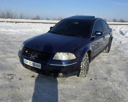 Синий Фольксваген Пассат, объемом двигателя 2 л и пробегом 320 тыс. км за 2700 $, фото 1 на Automoto.ua