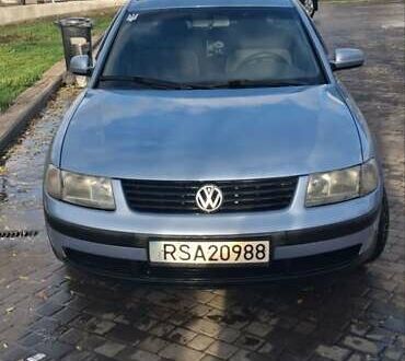 Синий Фольксваген Пассат, объемом двигателя 1.9 л и пробегом 437 тыс. км за 3000 $, фото 1 на Automoto.ua