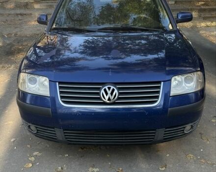 Синий Фольксваген Пассат, объемом двигателя 1.9 л и пробегом 390 тыс. км за 2800 $, фото 1 на Automoto.ua