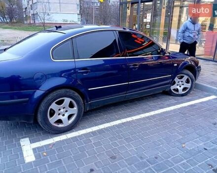 Синій Фольксваген Пассат, об'ємом двигуна 2.5 л та пробігом 380 тис. км за 3800 $, фото 1 на Automoto.ua