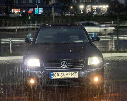 Синий Фольксваген Пассат, объемом двигателя 1.8 л и пробегом 386 тыс. км за 4750 $, фото 1 на Automoto.ua