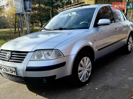 Синий Фольксваген Пассат, объемом двигателя 1.78 л и пробегом 243 тыс. км за 4200 $, фото 1 на Automoto.ua