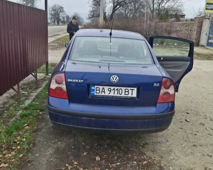 Синий Фольксваген Пассат, объемом двигателя 1.98 л и пробегом 400 тыс. км за 3500 $, фото 1 на Automoto.ua
