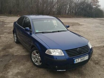 Синий Фольксваген Пассат, объемом двигателя 1.6 л и пробегом 199 тыс. км за 4300 $, фото 1 на Automoto.ua