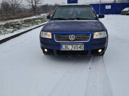 Синий Фольксваген Пассат, объемом двигателя 1.9 л и пробегом 450 тыс. км за 2500 $, фото 1 на Automoto.ua