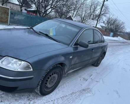 Синий Фольксваген Пассат, объемом двигателя 1.9 л и пробегом 250 тыс. км за 2559 $, фото 1 на Automoto.ua