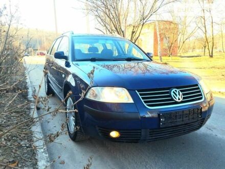 Фольксваген Пассат 2001 у Полтаві на Automoto.ua Синій Фольксваген Пассат, об'ємом двигуна 1.6 л та пробігом 189 тис. км за 4450 $, фото 1 на Automoto.ua