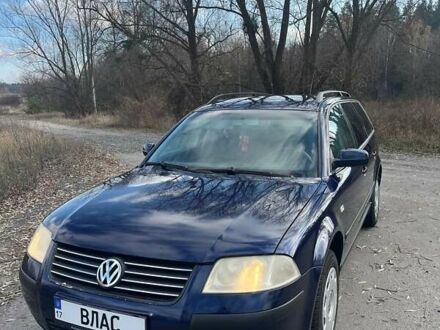 Фольксваген Пассат 2002 в Чернухах на Automoto.ua Синий Фольксваген Пассат, объемом двигателя 1.6 л и пробегом 300 тыс. км за 4200 $, фото 1 на Automoto.ua