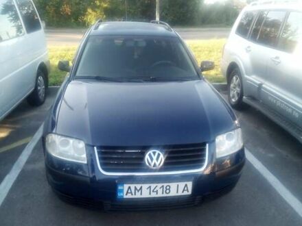 Синий Фольксваген Пассат, объемом двигателя 1.78 л и пробегом 260 тыс. км за 4100 $, фото 1 на Automoto.ua
